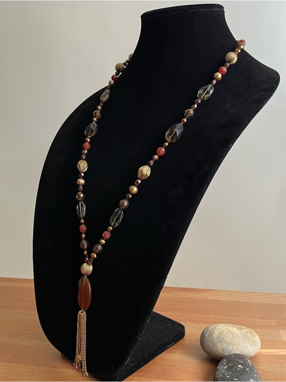 Talbots beaded statement necklace  mix of brown, orange, and gold-toned glass - Picture 4 of 9